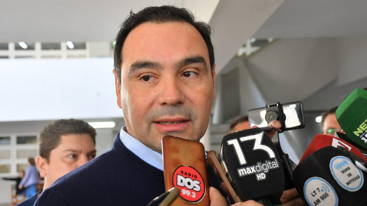 El gobernador de Corrientes el radical Gustavo Valds brind su apoyo al proyecto de unidad nacional propuesto por Massa Foto Germn Pomar